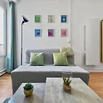 Studio Cosy 2P Face Arc De Triomphe