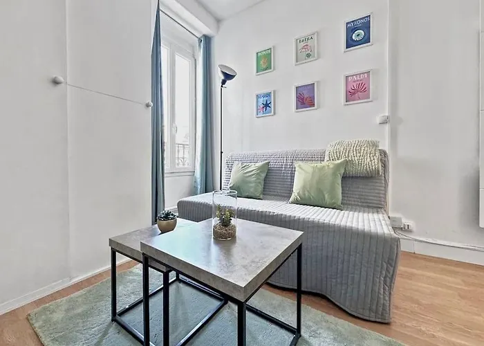 Studio Cosy 2P Face Arc De Triomphe